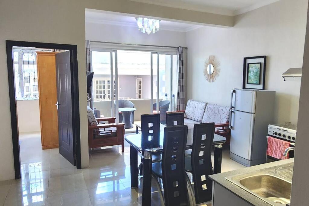 Number 8, 2Nd Floor, Pebble Bay Apartments Grand Bay Εξωτερικό φωτογραφία