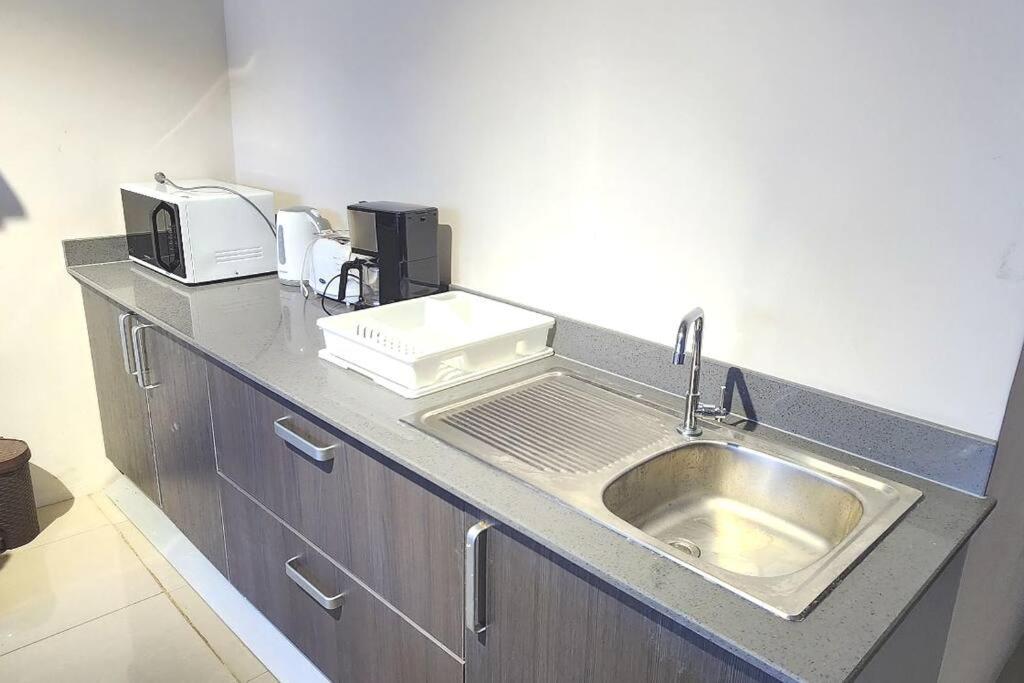 Number 8, 2Nd Floor, Pebble Bay Apartments Grand Bay Εξωτερικό φωτογραφία