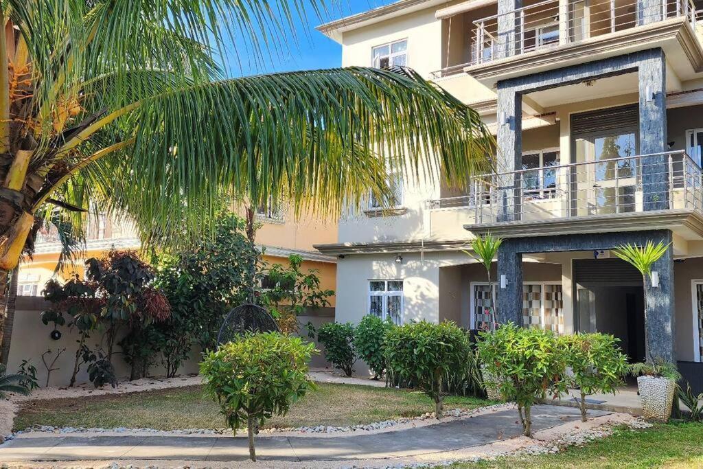 Number 8, 2Nd Floor, Pebble Bay Apartments Grand Bay Εξωτερικό φωτογραφία